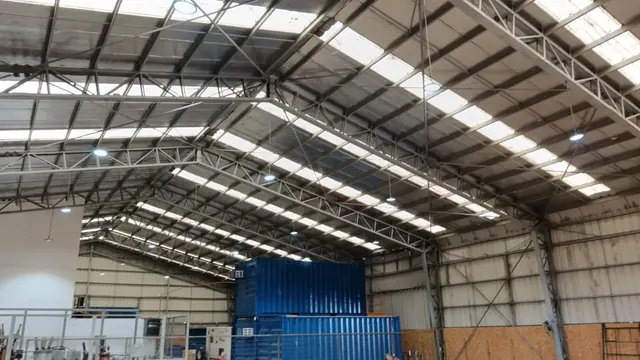 Registro fotográfico de Mantenimiento de iluminación LED en Centro de Entrenamiento Frontel Victoria · imagen 10