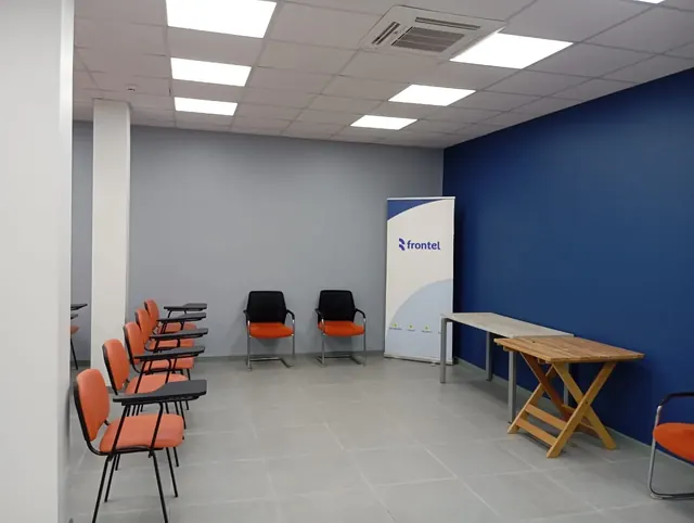 Registro de la publicación: ¿Cómo una nueva pintura transforma una sala de capacitaciones? El caso Frontel Angol Registro de la publicación: ¿Cómo una nueva pintura transforma una sala de capacitaciones? El caso Frontel Angol