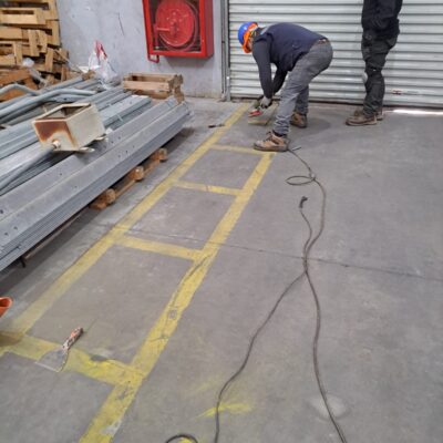 Demarcación de pisos renovada en bodega Frontel, Coronel – Altos de Arauco