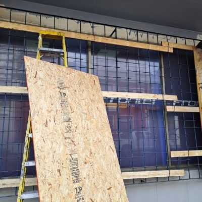 Fachada de Frontel Temuco con estructura GS42 instalada por Altos de Arauco.